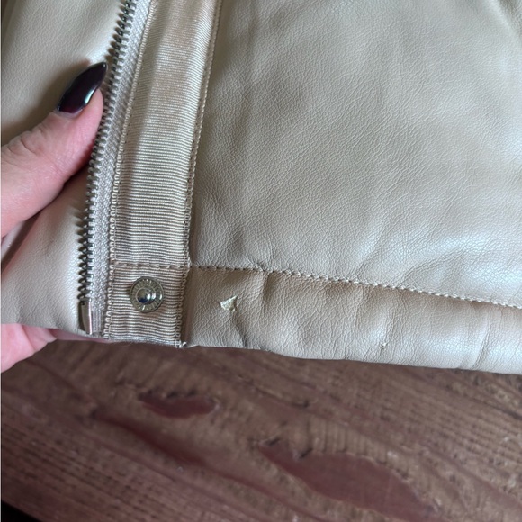 Abercrombie Vegan Leather Puffer Jacket in cream - Picture 2 of 6